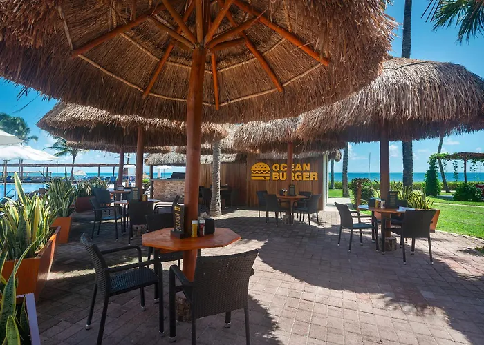 Ocean Coral & Turquesa All Inclusive (Adults Only)